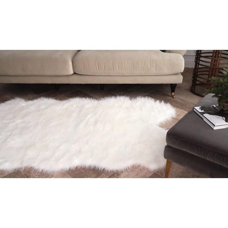 Nuloom Tianna Faux Sheepskin Shag Indoor Area Rug