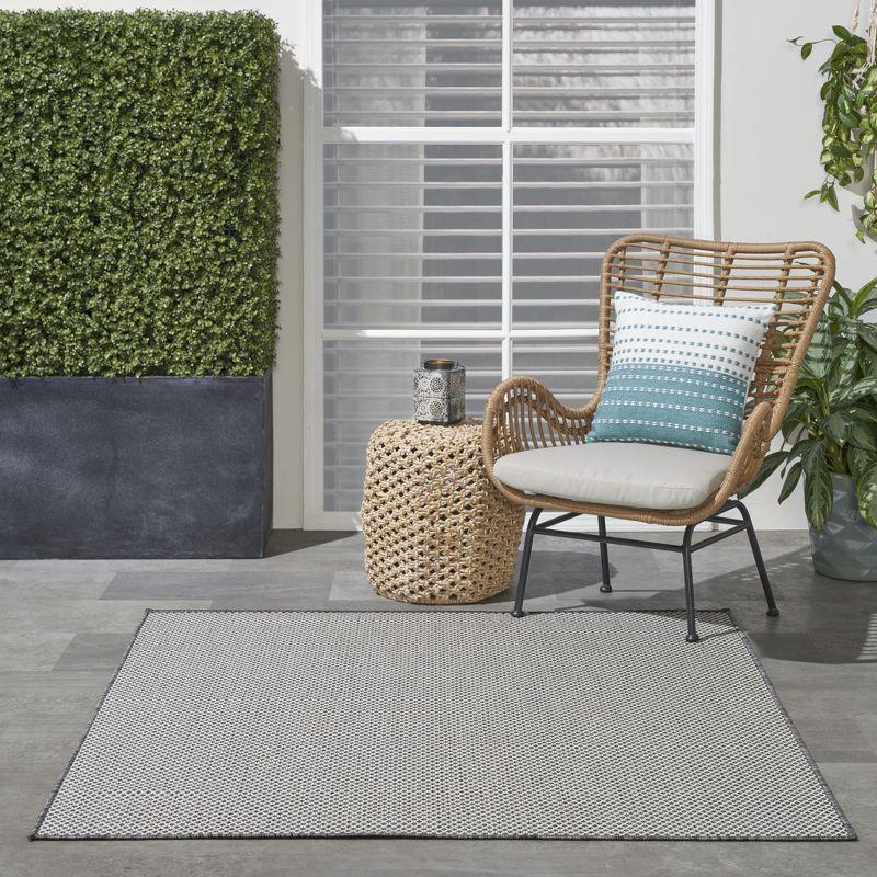 Nourison Courtyard Modern Easy Care Outdoor Rug