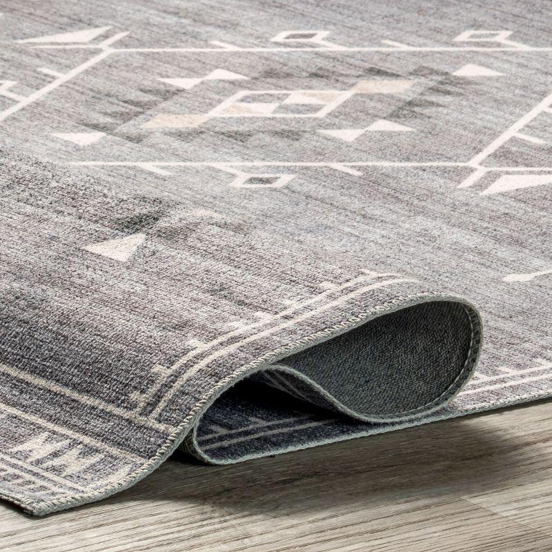 Nuloom Evalyn Southwestern Pet Friendly Machine Washable Area Rug, 5' x 8', Grey