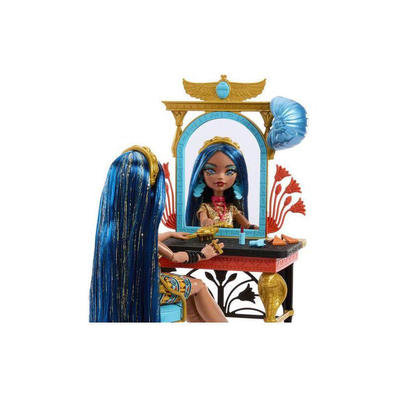 Mattel - Mattel - Monster High Cleo De Nile Self-Scare Day Doll and Playset