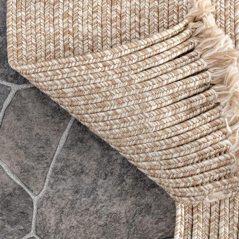 Nuloom Braided Courtney Tassel Indoor/Outdoor Area Rug, 3' x 5', Tan