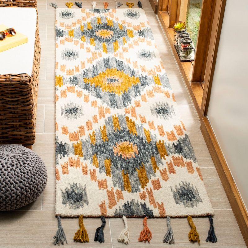 Suzani SZN201 Hand Hooked Indoor Runner Rug - Ivory/Gold - 2'3"x8' - Safavieh.