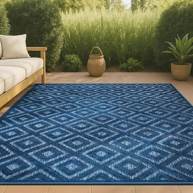 5'x8' Portmany Neutral Diamond Trellis Indoor/Outdoor Area Rug, Navy - JONATHAN Y