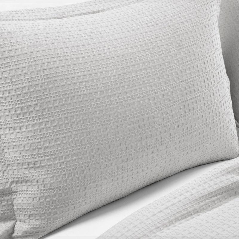 Lush Décor 3pc Full/Queen Haniya Solid Waffle Woven 100% Textured Comforter Set Gray: Includes Pillow Shams, Machine Washable