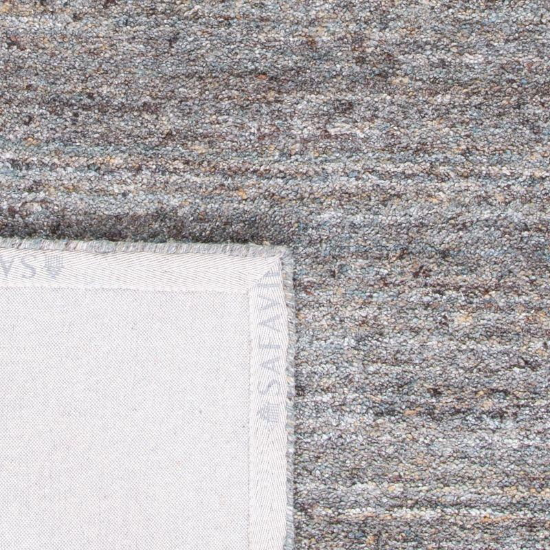 Himalaya HIM413 Handmade Area Rug - 4'x6' - Grey/Olive - Safavieh