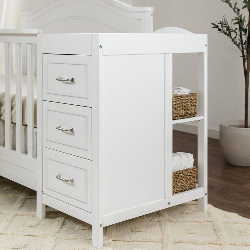 daVinci Charlie 4-in-1 Convertible Crib and Changer with Storage