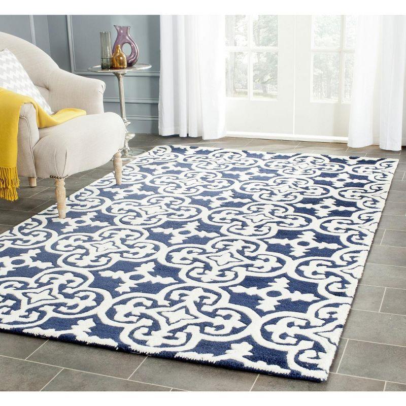 Luxurious Hand-Tufted Wool Area Rug in Blue - 6' x 9'