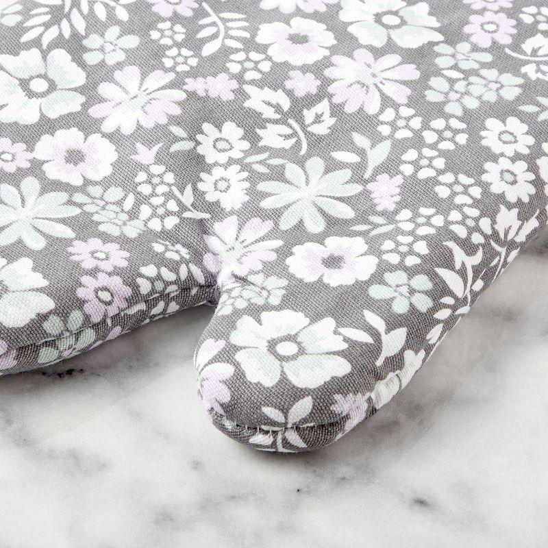 Martha Stewart 2-Piece Oven Mitt Set