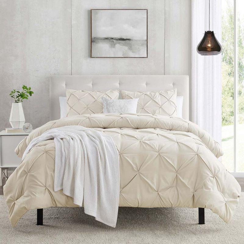 Beige Pintuck Microfiber Full/Queen Duvet Cover Set