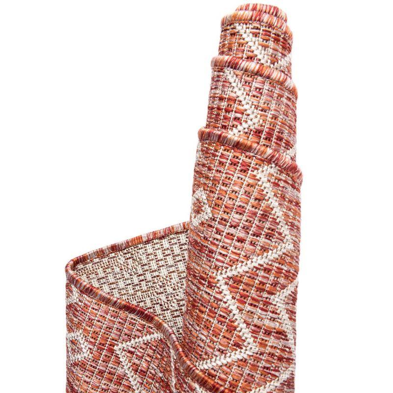Unique Loom 7' 10 x 7' 10 Octagon Indoor/Outdoor Trellis Rust Red Area Rug