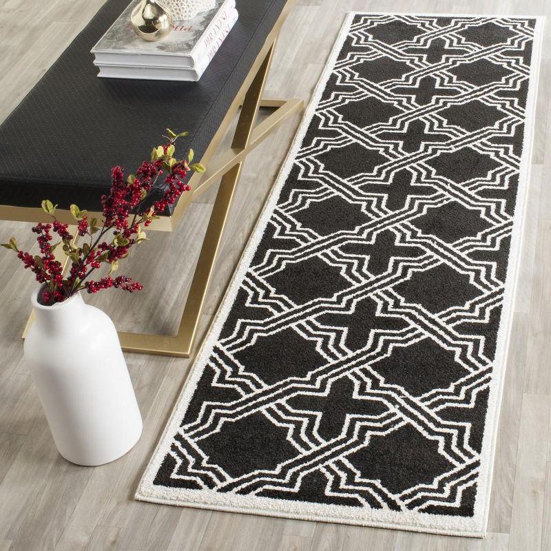 Amherst AMT413 Power Loomed Runner Rug - Anthracite/Ivory - 2'3"x7' - Safavieh.