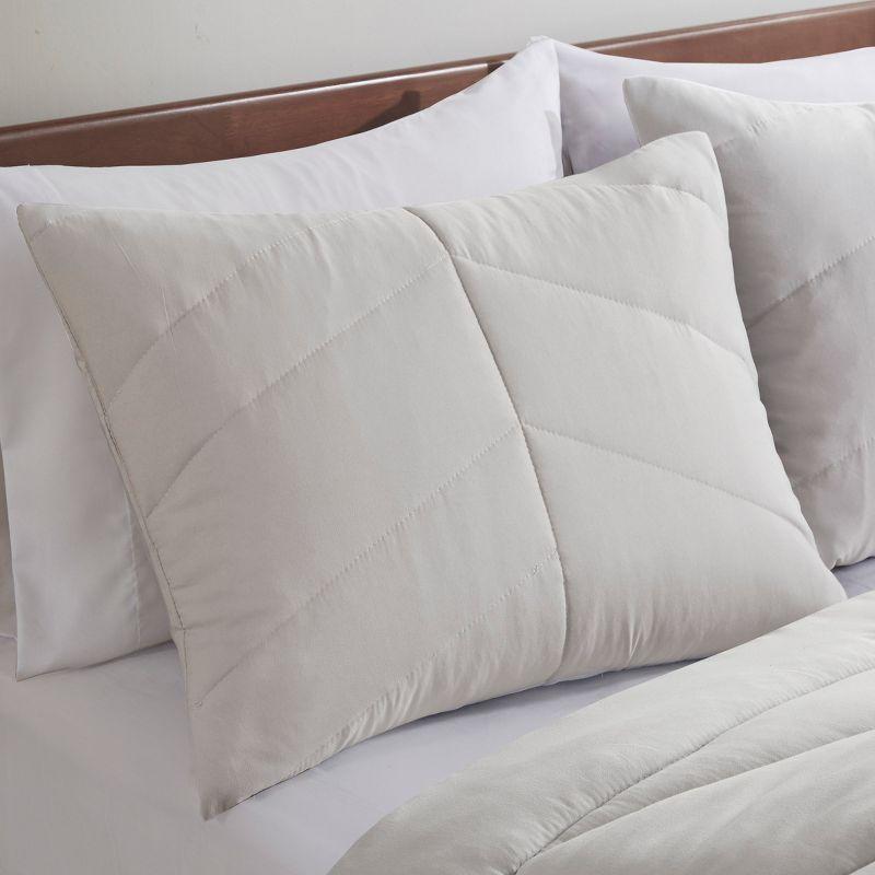 Intelligent Design Remy Quilted Chevron Comforter Set