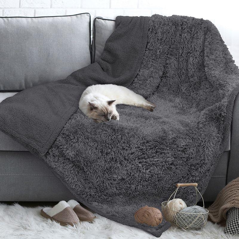 PetAmi Faux Fur Sherpa Pet Blanket