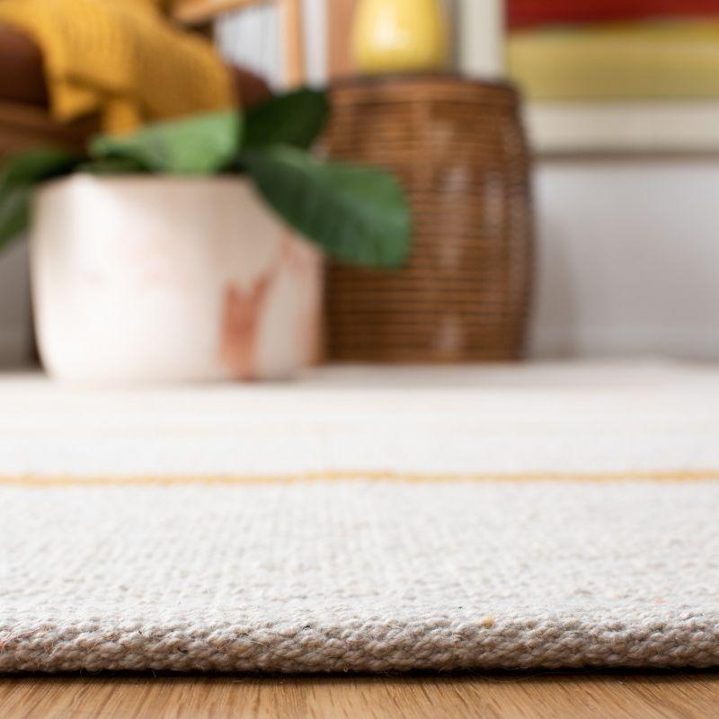 Montauk MTK311 Hand Woven Indoor Area Rug - Ivory/Gold - 5'x8' - Safavieh