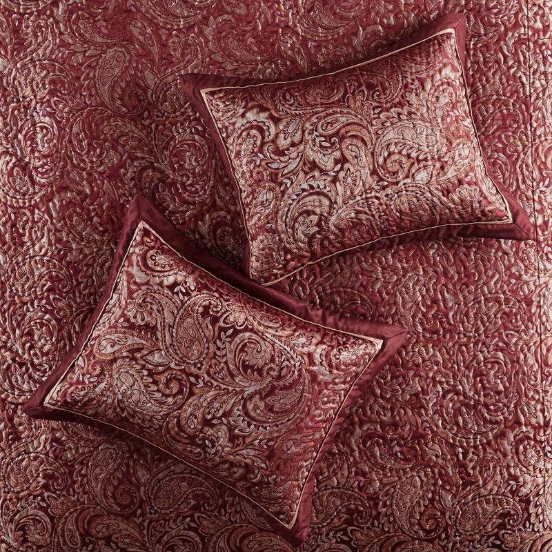Madison Park Aubrey 5 Piece Jacquard Bedspread Set with Throw Pillows