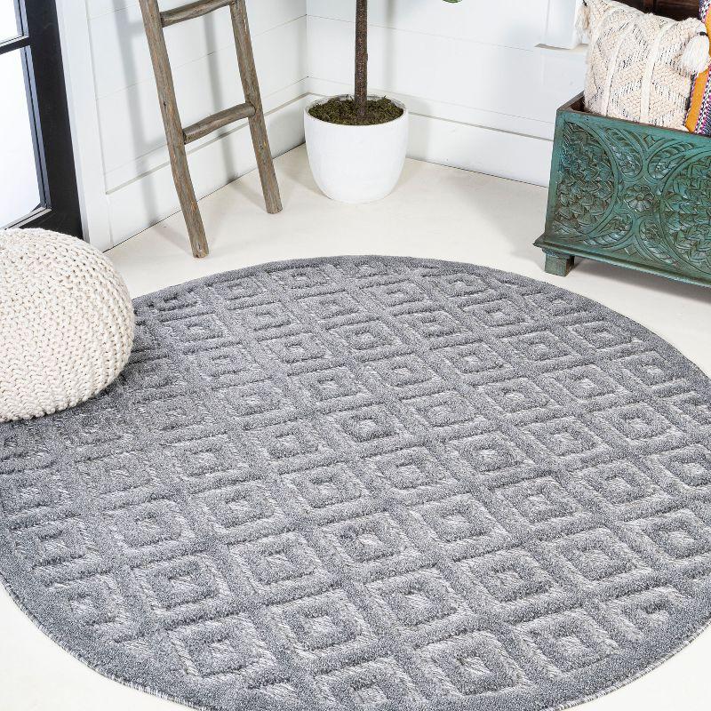5' Round Portmany Neutral Diamond Trellis Indoor/Outdoor Area Rug, Dark Gray - JONATHAN Y