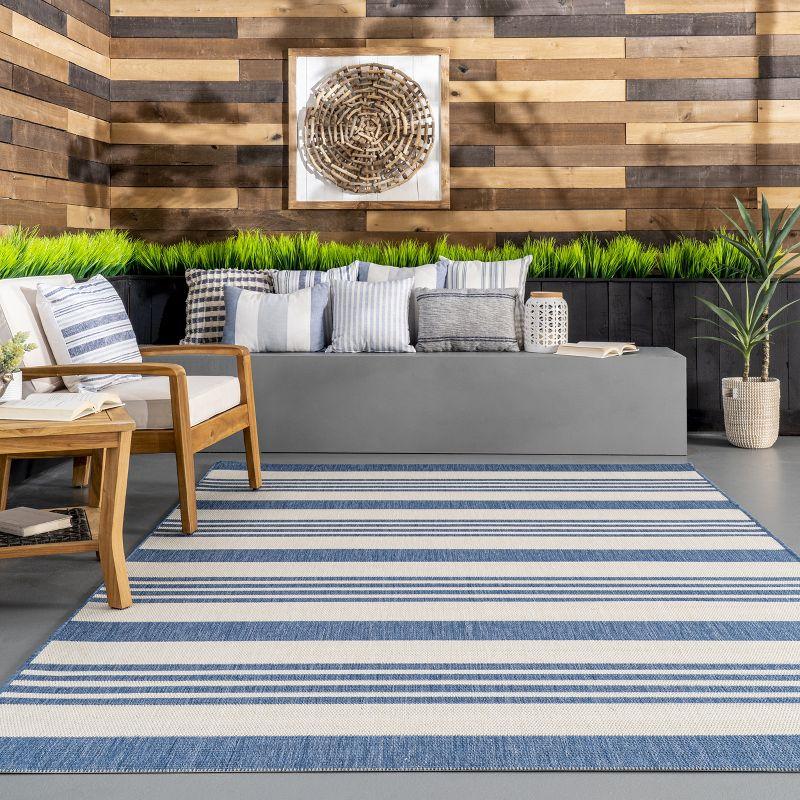 nuLOOM Robin Multi Stripe Indoor/Outdoor Area Rug