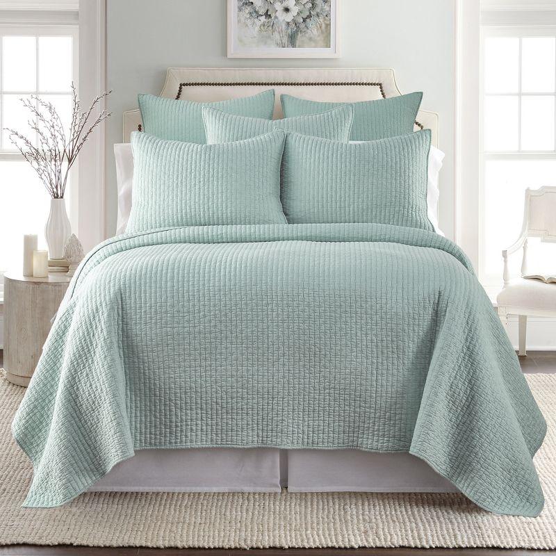 Full Spa Blue Cotton Reversible Quilt Set