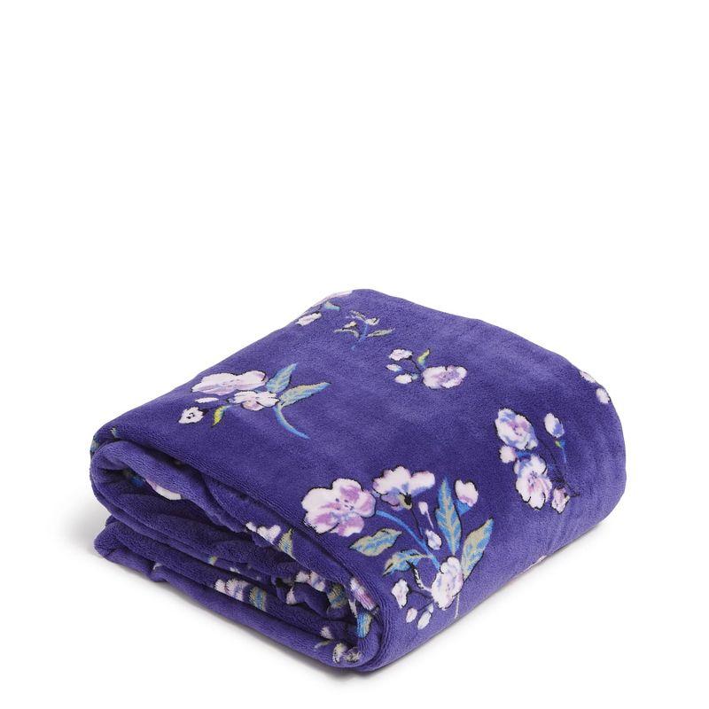 Vera Bradley Women's Outlet Fleece Throw Blanket Wild Roses