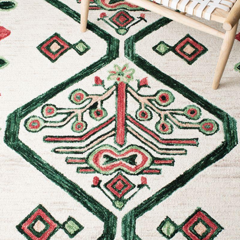 Ivory and Green Hand-Tufted Wool Area Rug 4' x 6'