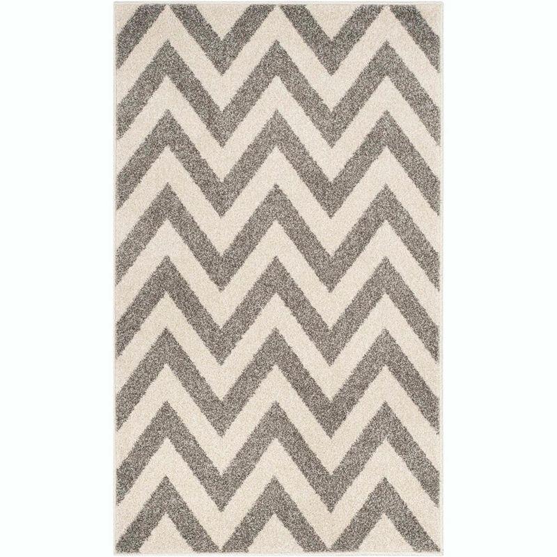 Amherst AMT419 Power Loomed Indoor Accent Rug - Dark Grey/Beige - 2'6"x4' - Safavieh