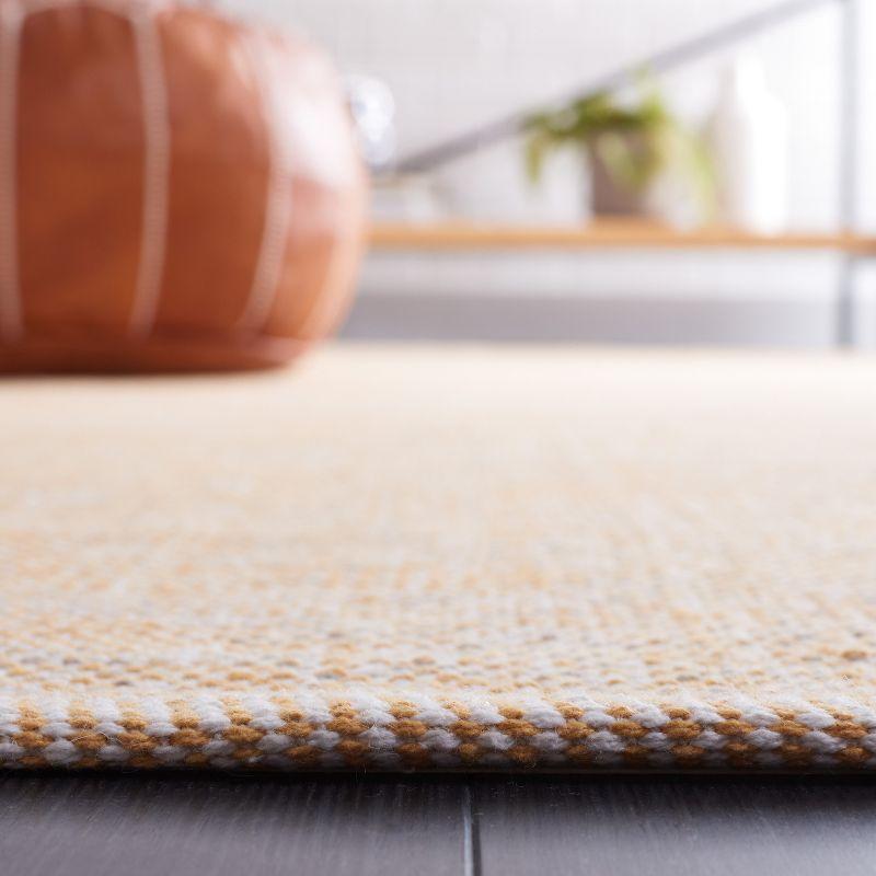 Montauk MTK701 Power Loomed Area Rug  - Safavieh