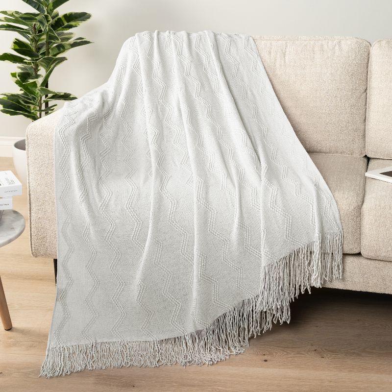 Pavilia Throw Blanket