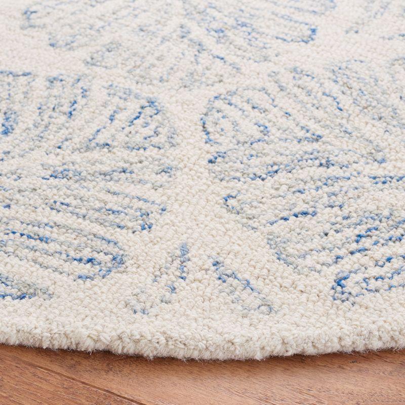 Martha Stewart Jardin - MSR3529 - Indoor Hand Tufted Area Rugs - Ivory/Blue - 6' Round