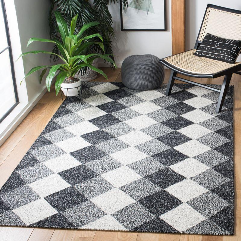 Black and White Wool Flat Woven Handmade Area Rug 4' x 6'