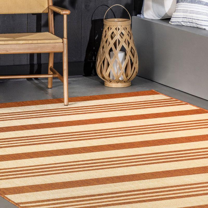 nuLOOM Robin Multi Stripe Indoor/Outdoor Area Rug