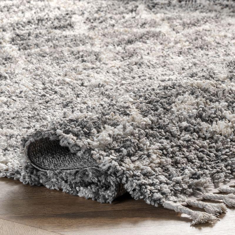 Nuloom Kristi Moroccan 3x5 Accent Shag Indoor Area Rug for Living Room Bedroom Dining Room Nursery Entryway, Grey/Ivory