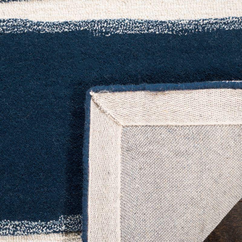 Martha Stewart Chalk Stripe - MSR3617 - Indoor Hand Tufted Area Rugs - Wrought Iron/Navy - 3'x5'