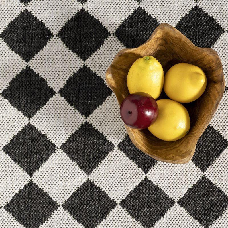 Regal Checkered Black and White Synthetic 5' x 8' Area Rug