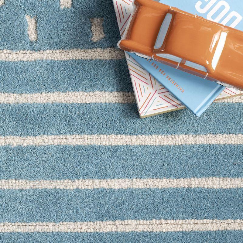 Nuloom Mandia Striped Wool Area Rug, 4' x 6', Baby Blue