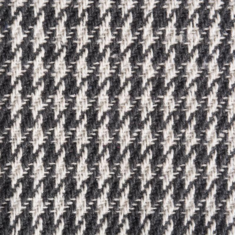Chic Houndstooth Cotton-Sherpa 50x60" Throw Blanket - Black