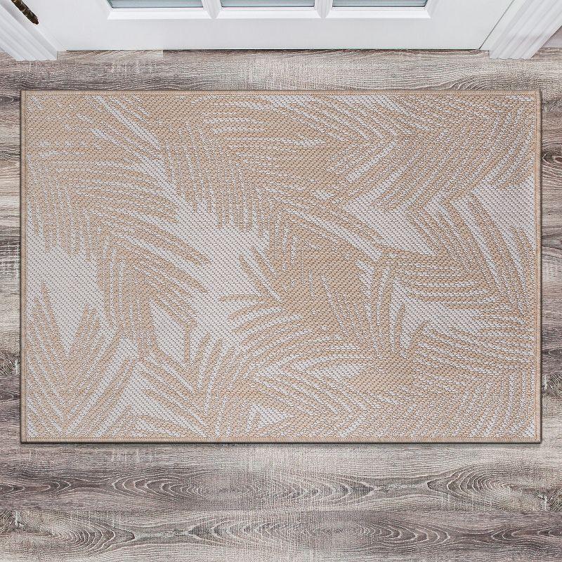 World Rug Gallery Contemporary Distressed Leaves Textured Flat Weave Indoor/Outdoor Area Rug