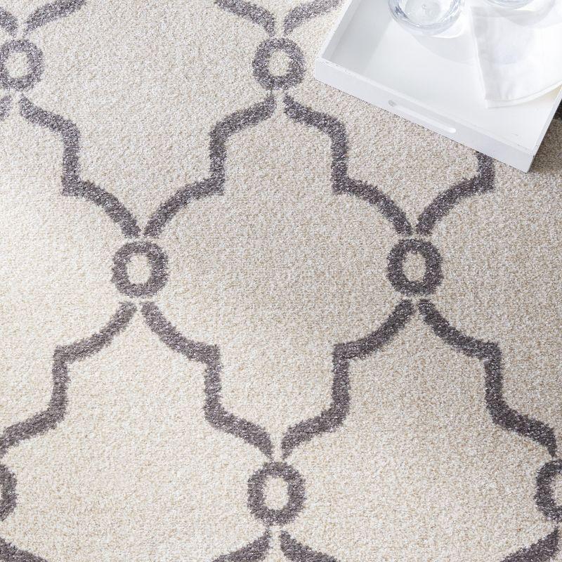 Amherst AMT414 Power Loomed Indoor Area Rug - Ivory/Grey - 5'x5' - Safavieh