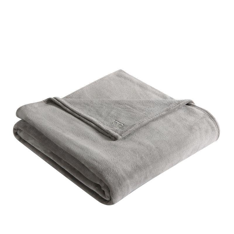 Cozy Comfort Full-Size Ultra Soft Fleece Blanket in Classic Grey