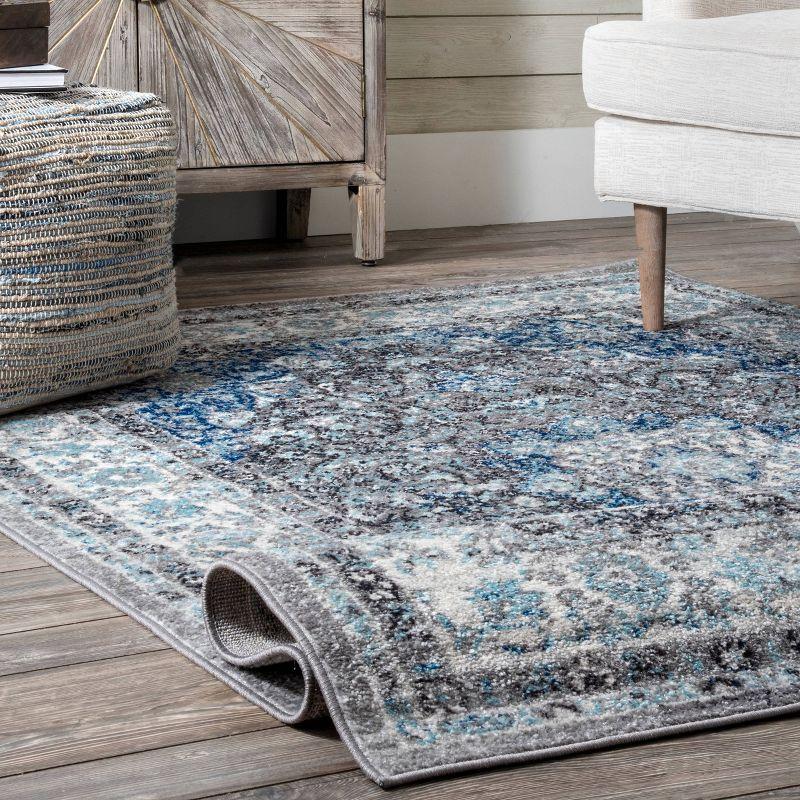 Reversible Dark Gray Synthetic 4'x6' Persian-Inspired Area Rug