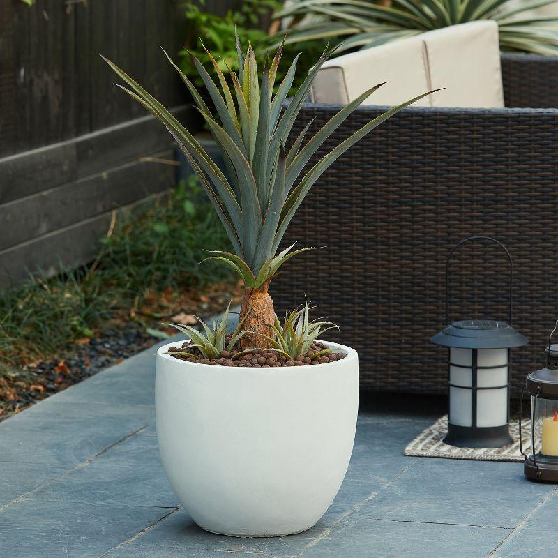 LuxenHome Round Tapered 12.2" H Flower Pot Planter Black
