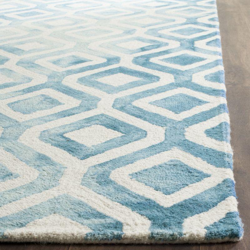 Dip Dye DDY679 Hand Tufted Indoor Area Rug - Ivory/Blue - 7'x7' - Safavieh