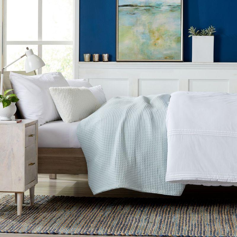 Market & Place 100% Cotton Waffle Weave Bed Blanket