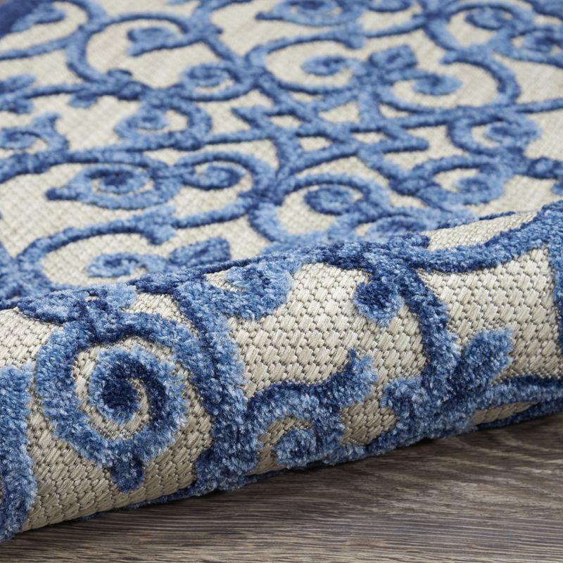 Lark Manor™ Rectangle Isalia 3'6" x 5'6" Area Rug in Blue/Gray