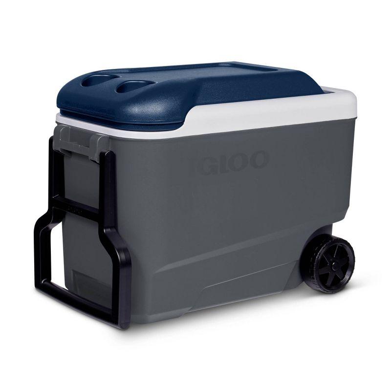 Igloo MaxCold 40qt Rolling Cooler - Carbonite