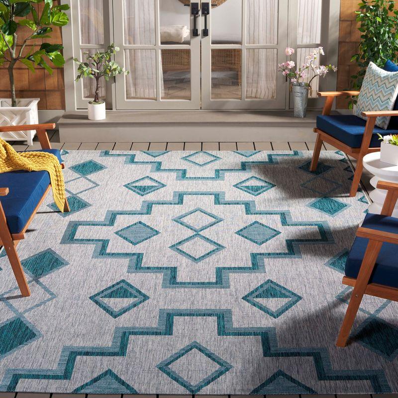 Easy-Care Green and Teal Synthetic Round Area Rug, 54"