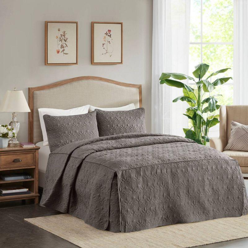 Madison Park Quebec 3 Piece Split Corner Pleated Quilted Bedspread