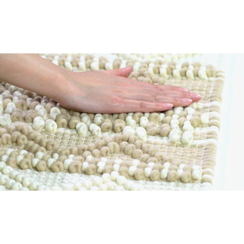 Ivory Hand-Tufted Wool 4' x 6' Reversible Area Rug