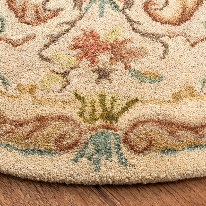 Safavieh Bergama Hand Tufted Wool Oriental Rug