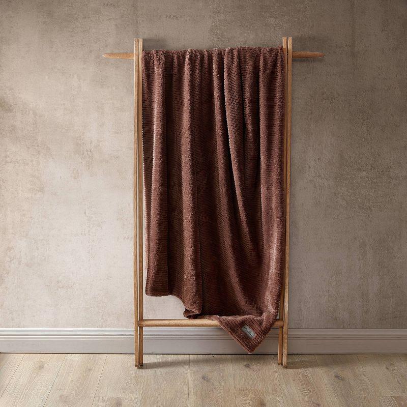 Eddie Bauer Eddie Bauer Ribbed Textured Stripe Solid Plush Throw Blanket