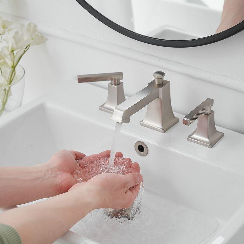 Widespread 2-handle Bathroom Faucet with Drain Assembly